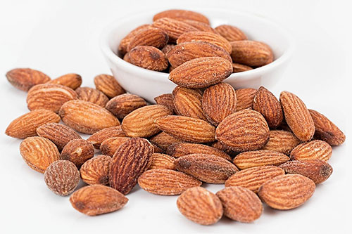 bowl of roasted almonds